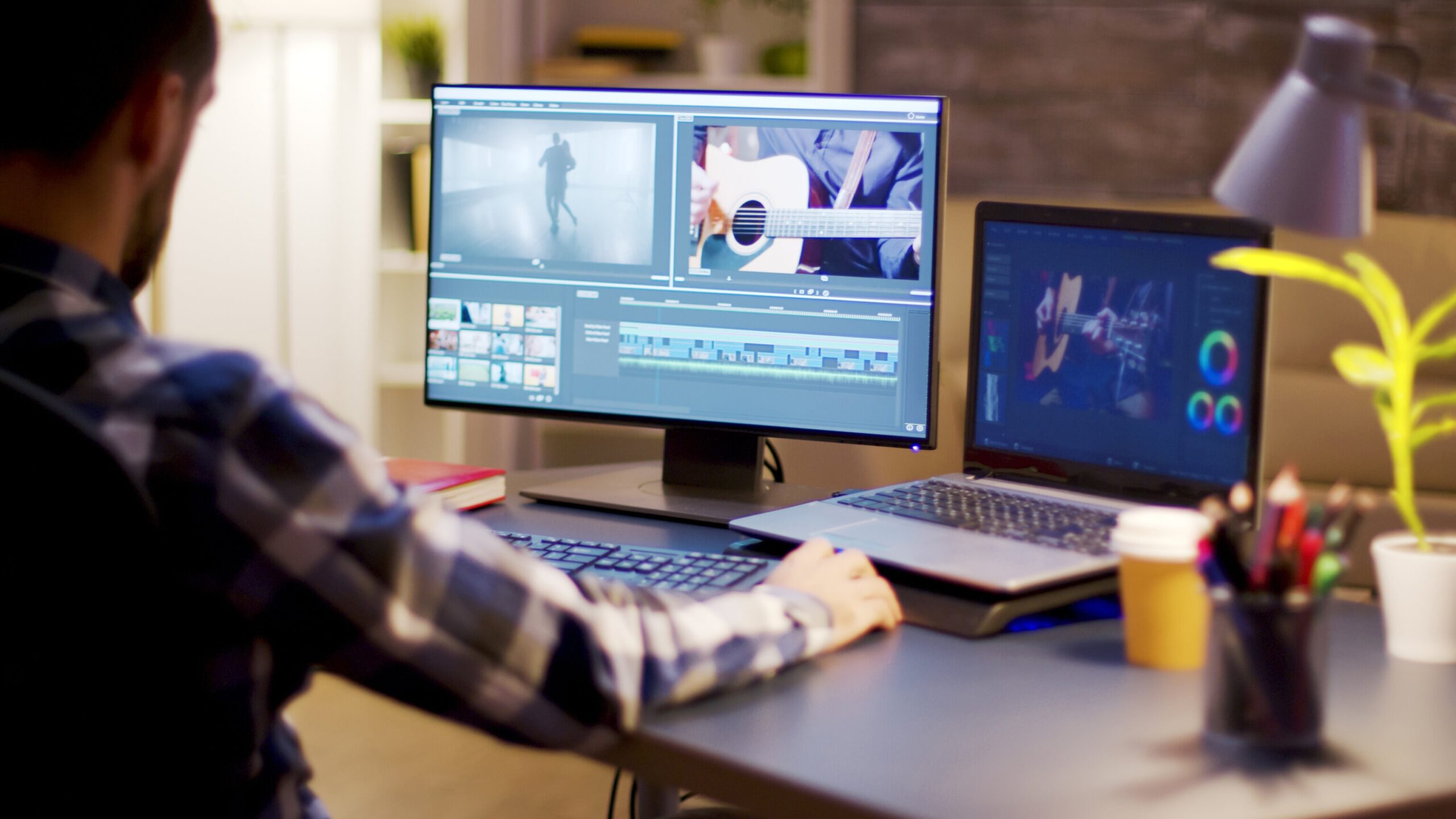 content-creator-using-modern-software-for-video-po-2022-05-24-23-47-04-utc (1)
